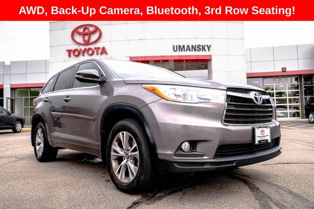 2016 Toyota Highlander LE Plus AWD photo