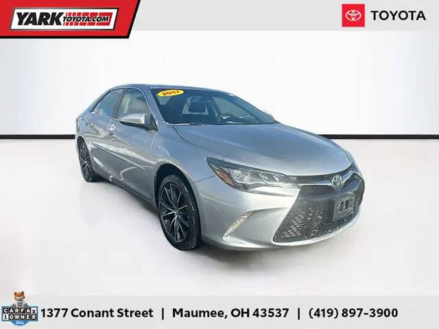 2017 Toyota Camry XSE V6 FWD photo