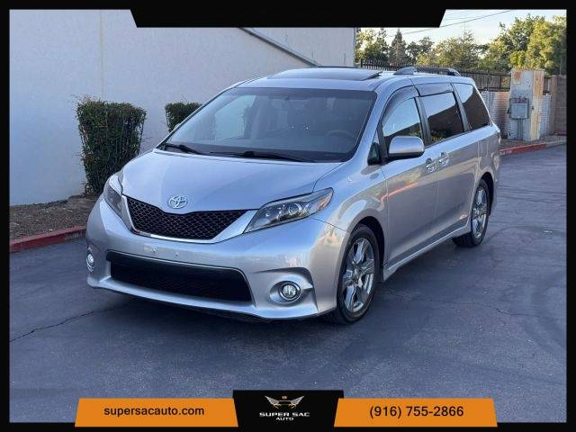 2017 Toyota Sienna SE Premium FWD photo