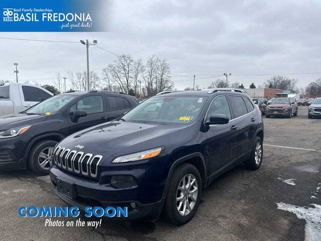 2016 Jeep Cherokee Latitude FWD photo
