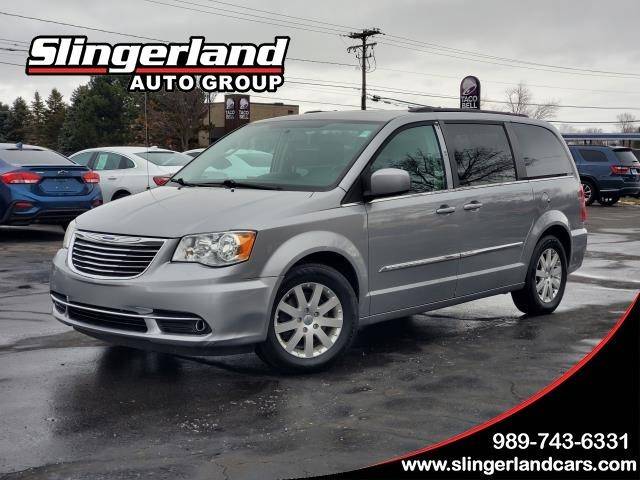 2015 Chrysler Town and Country Touring FWD photo