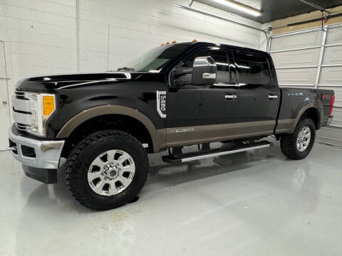 2017 Ford F-250 Super Duty Lariat 4WD photo