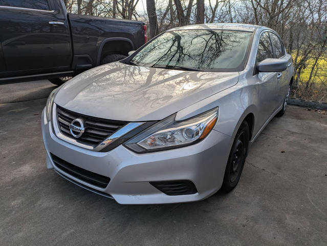 2016 Nissan Altima 2.5 S FWD photo