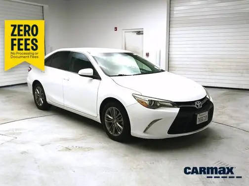2017 Toyota Camry SE FWD photo