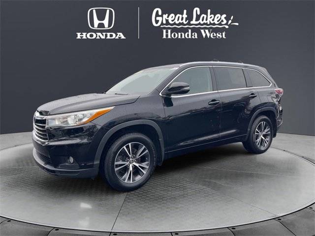 2016 Toyota Highlander XLE AWD photo