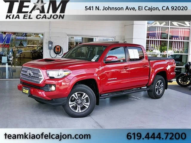 2017 Toyota Tacoma TRD Sport 4WD photo