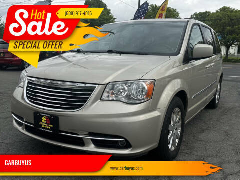 2016 Chrysler Town and Country Touring FWD photo