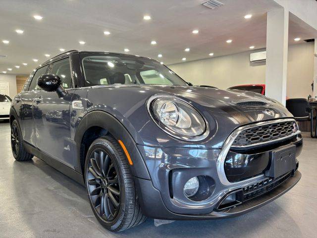 2017 MINI Cooper Clubman Cooper S AWD photo