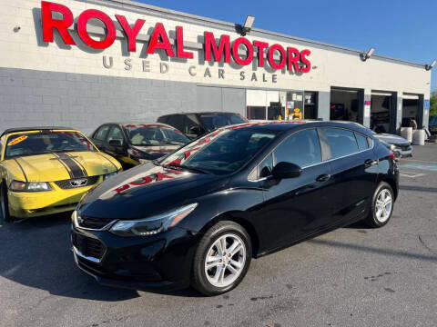 2017 Chevrolet Cruze LT FWD photo