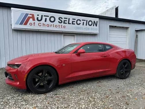 2017 Chevrolet Camaro 1LT RWD photo