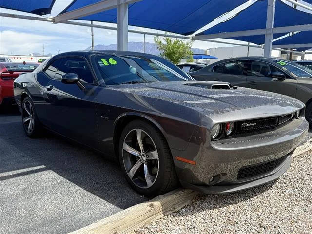 2016 Dodge Challenger R/T Shaker RWD photo
