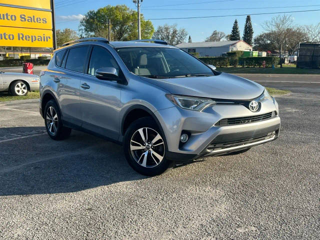 2016 Toyota RAV4 XLE AWD photo