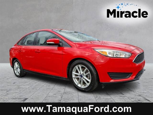 2016 Ford Focus SE FWD photo