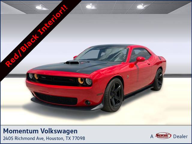 2016 Dodge Challenger 392 Hemi Scat Pack Shaker RWD photo