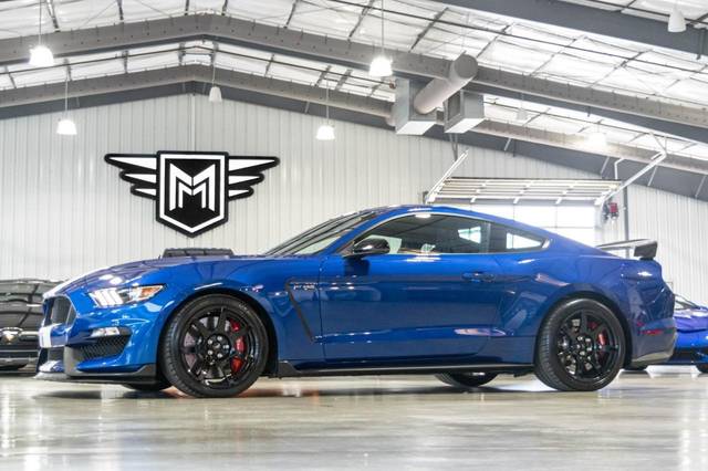 2017 Ford Mustang Shelby GT350R RWD photo