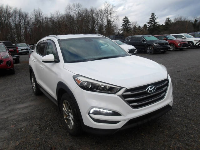 2017 Hyundai Tucson SE AWD photo