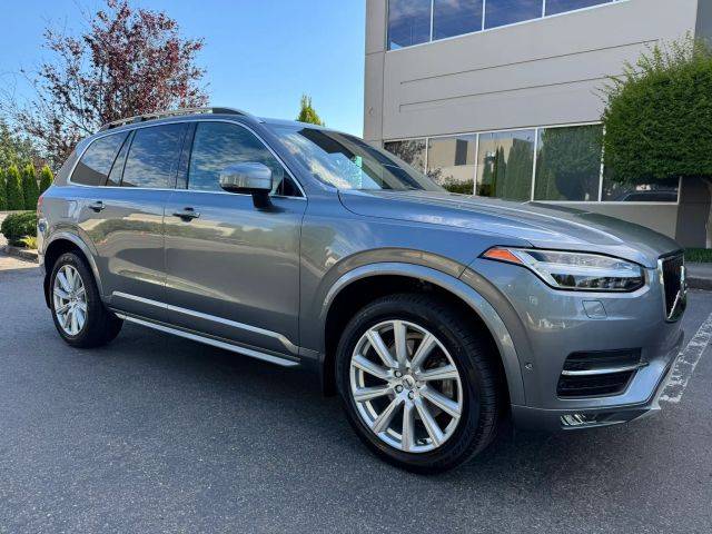 2017 Volvo XC90 Momentum AWD photo