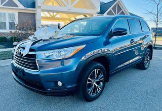 2016 Toyota Highlander XLE AWD photo