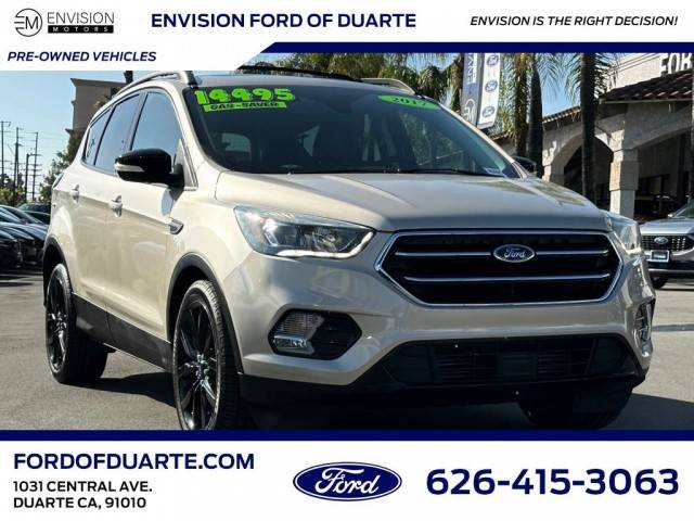 2017 Ford Escape Titanium FWD photo