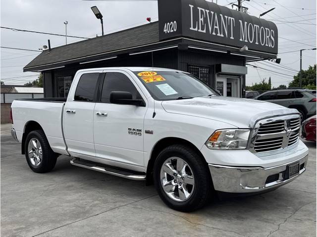 2015 Ram 1500 Big Horn 4WD photo