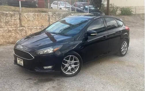 2015 Ford Focus SE FWD photo
