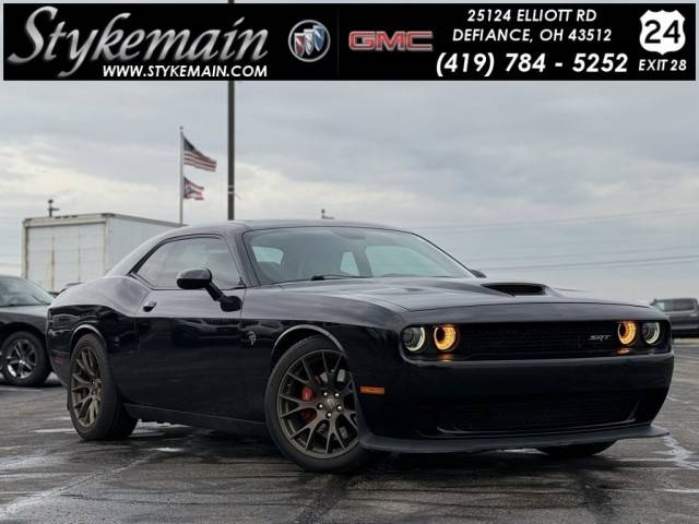 2015 Dodge Challenger SRT Hellcat RWD photo