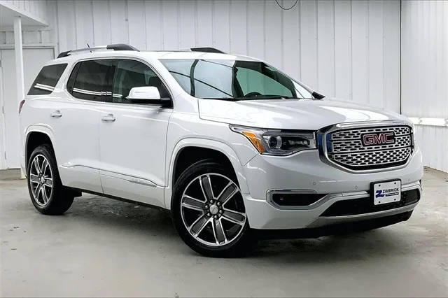 2017 GMC Acadia Denali AWD photo