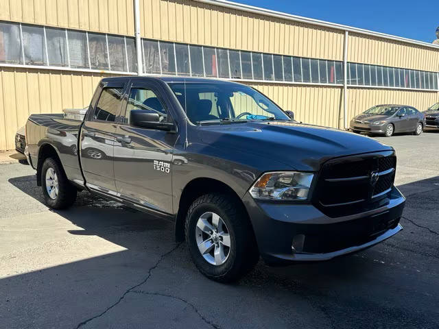 2017 Ram 1500 Express 4WD photo