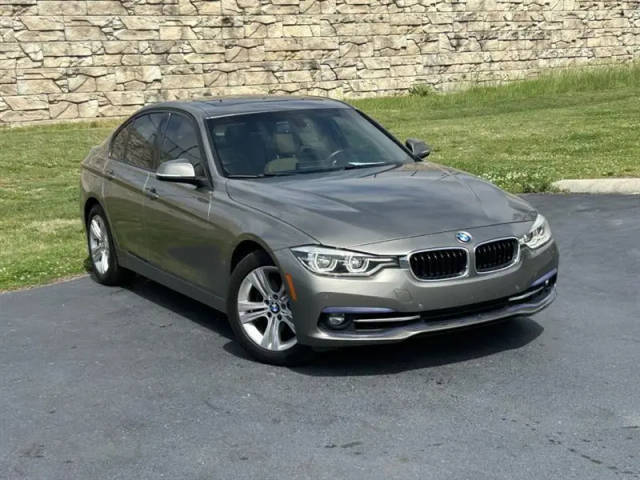 2016 BMW 3 Series 328i RWD photo