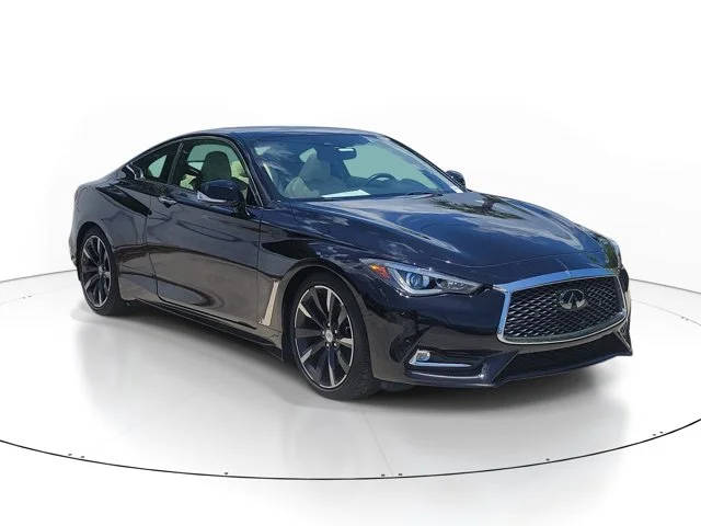 2017 Infiniti Q60 3.0t Premium RWD photo