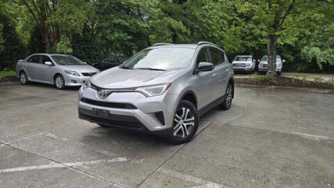 2016 Toyota RAV4 LE AWD photo