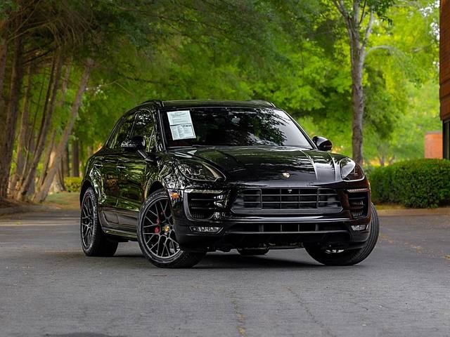2017 Porsche Macan GTS AWD photo