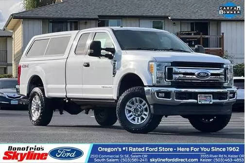 2017 Ford F-350 Super Duty XLT 4WD photo