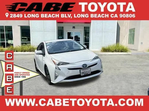 2016 Toyota Prius Four Touring FWD photo