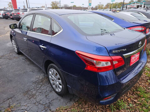 2016 Nissan Sentra S FWD photo
