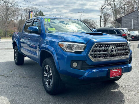 2017 Toyota Tacoma TRD Sport 4WD photo