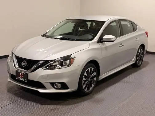 2016 Nissan Sentra SR FWD photo