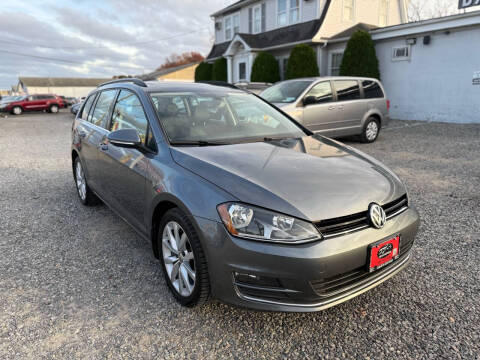 2017 Volkswagen Golf SportWagen SE FWD photo