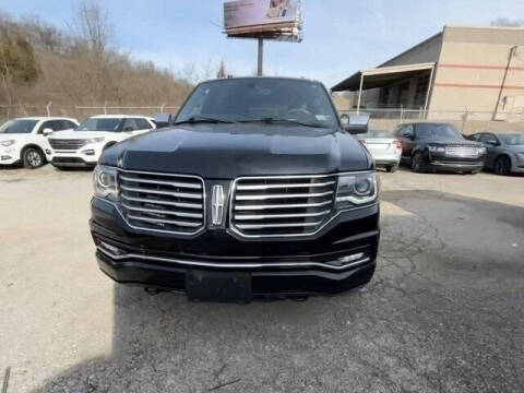 2017 Lincoln Navigator Select 4WD photo