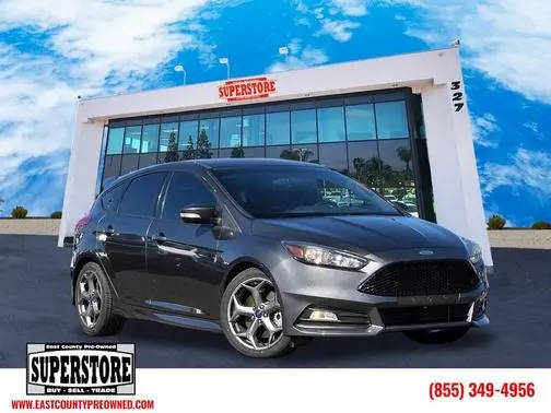 2016 Ford Focus ST FWD photo