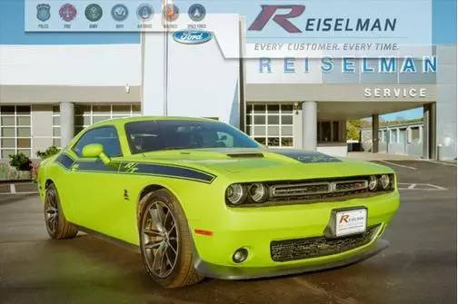 2015 Dodge Challenger R/T Scat Pack RWD photo