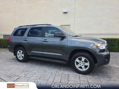 2015 Toyota Sequoia SR5 RWD photo