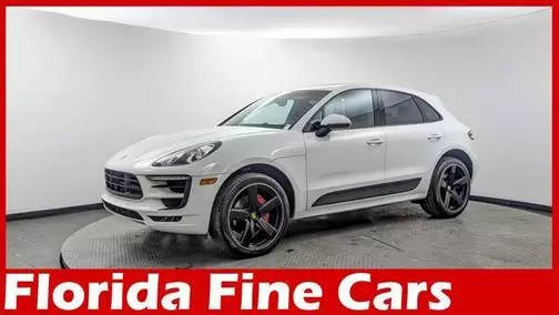 2016 Porsche Macan S AWD photo