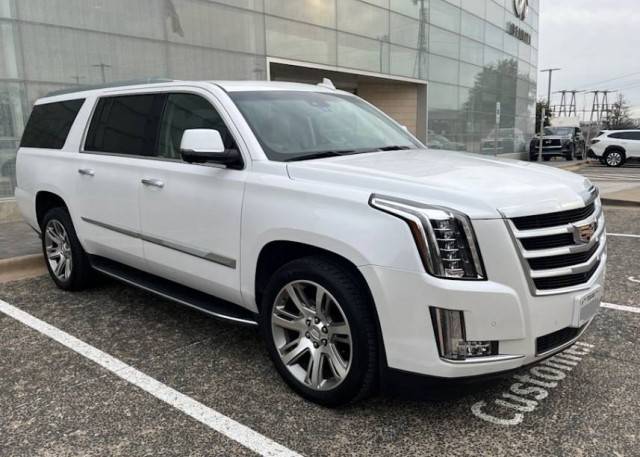 2016 Cadillac Escalade ESV Luxury Collection 4WD photo