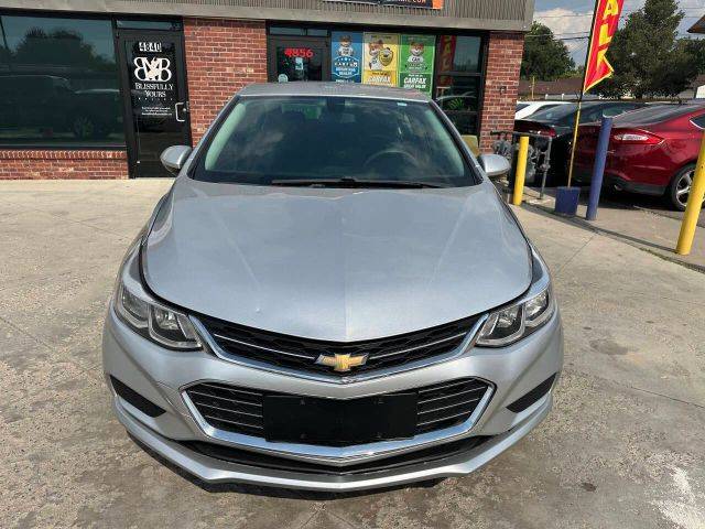 2017 Chevrolet Cruze LT FWD photo
