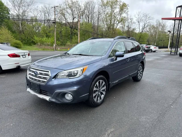 2017 Subaru Outback Limited AWD photo