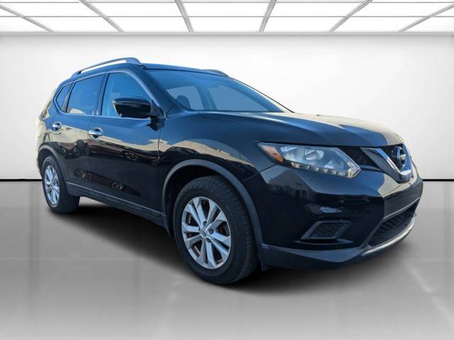 2016 Nissan Rogue SV FWD photo