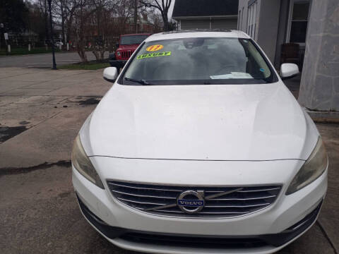 2017 Volvo S60 Inscription FWD photo