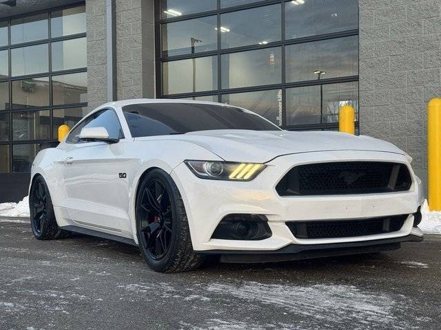 2017 Ford Mustang GT RWD photo