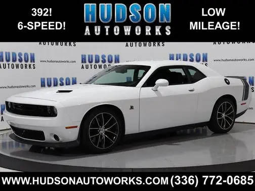 2016 Dodge Challenger R/T Scat Pack RWD photo